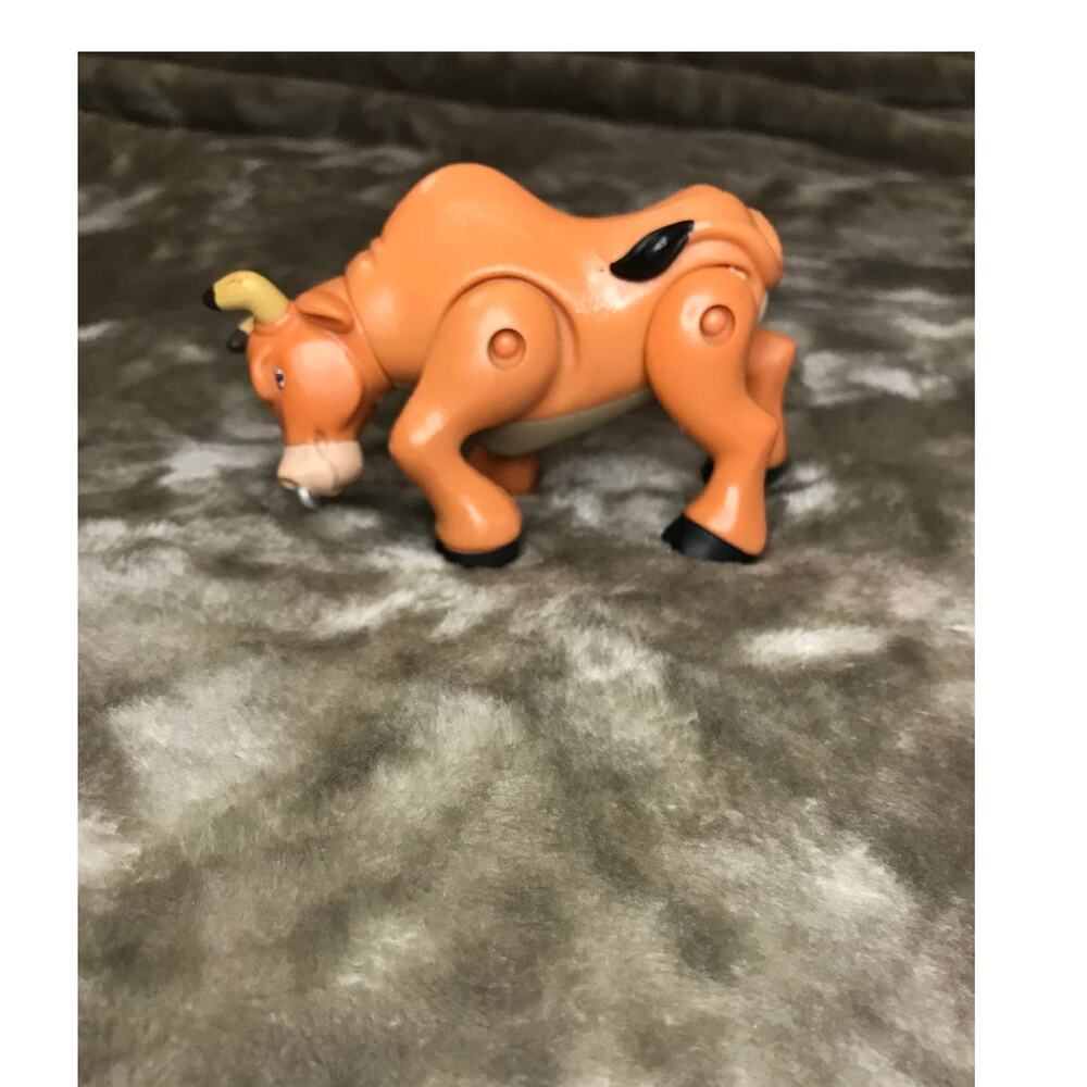 Tomy Brown Raging Bull Cow Jointed Plastic Figure Farm‎ Animal Pretend Play Toy